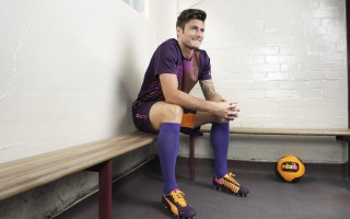 【HTH.com】海港队以最小代价挺进足协杯八强 双冠征程迈出坚实一步