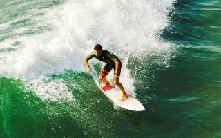 HTH.com-胡荷韬的魔幻征程，从青训新秀到国青主力的意外崛起